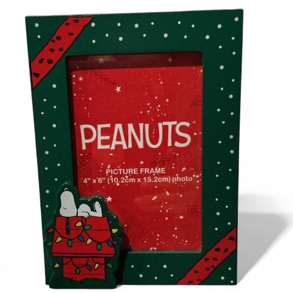 Peanuts Snoopy Christmas Picture Frame 4x6 Green Red Doghouse